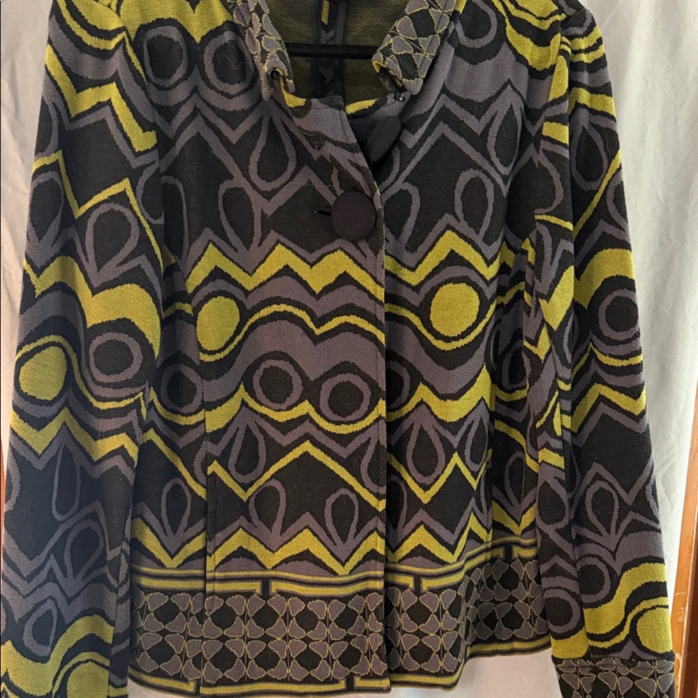 Nicole Diamond Patterned Knitwear in Black, Gray, and Yellow
